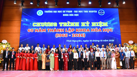 Gặp mặt kỷ niệm 60 năm thành lập Khoa Hóa học hướng tới kỷ niệm 60 năm ngày truyền thống Trường Đại học Sư phạm - Đại học Thái Nguyên (31/10/1966-31/10/2026)